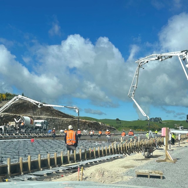 PT pour  Te Mihi power station1